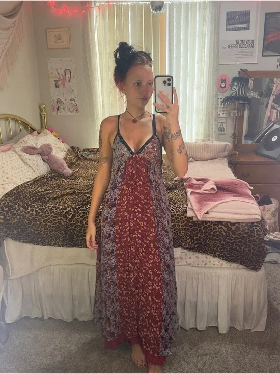 Zara Floral Patchwork Maxi Dress in Burgundy and Lavender - Picture 9 of 12